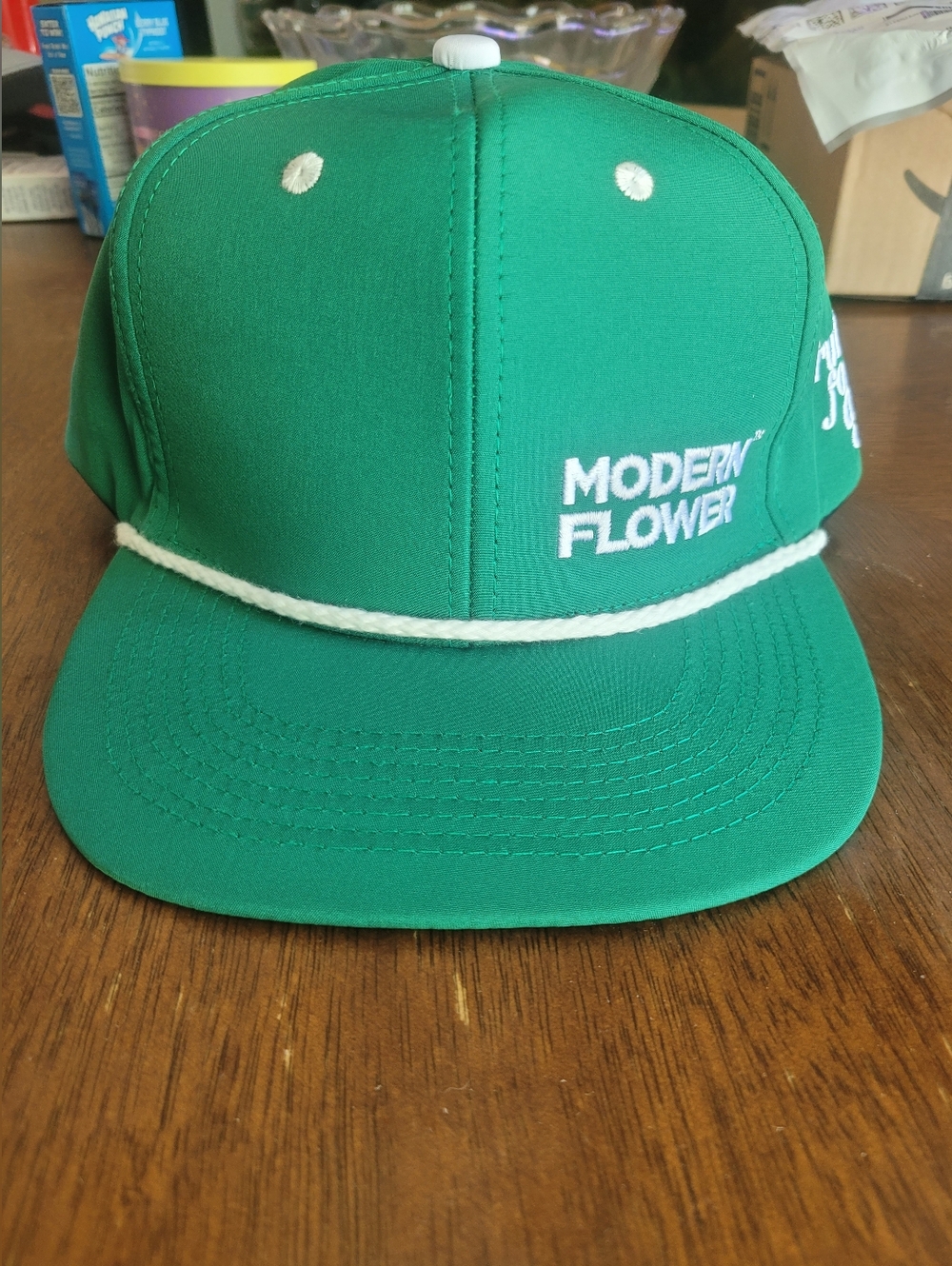 Brand New! Never Worn! Modern Flower Trulieve Green And White Adjustable Hat 420